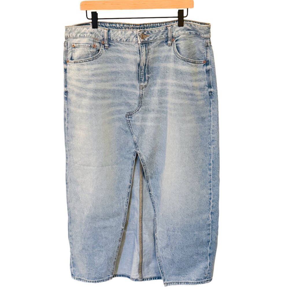 American Eagle Light Wash Denim Midi Skirt Front Slit Size 16